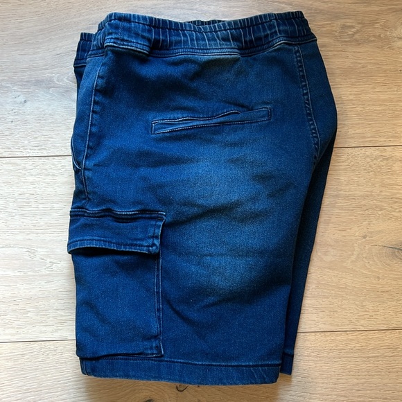 Tahari Men’s Denim Cargo Shorts in Size XL - Picture 5 of 8